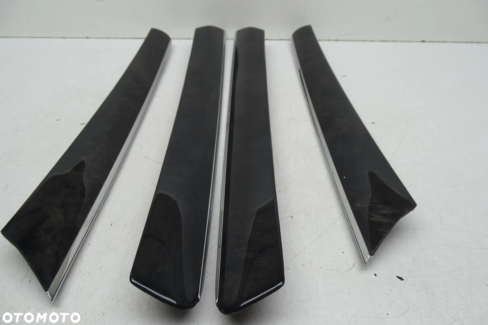 Mercedes ML W164 Lift Listwa Listwy Dekor wewnetrzny drzwi komplet 1647303100 1647303200 1647303300 1647303400 - 3