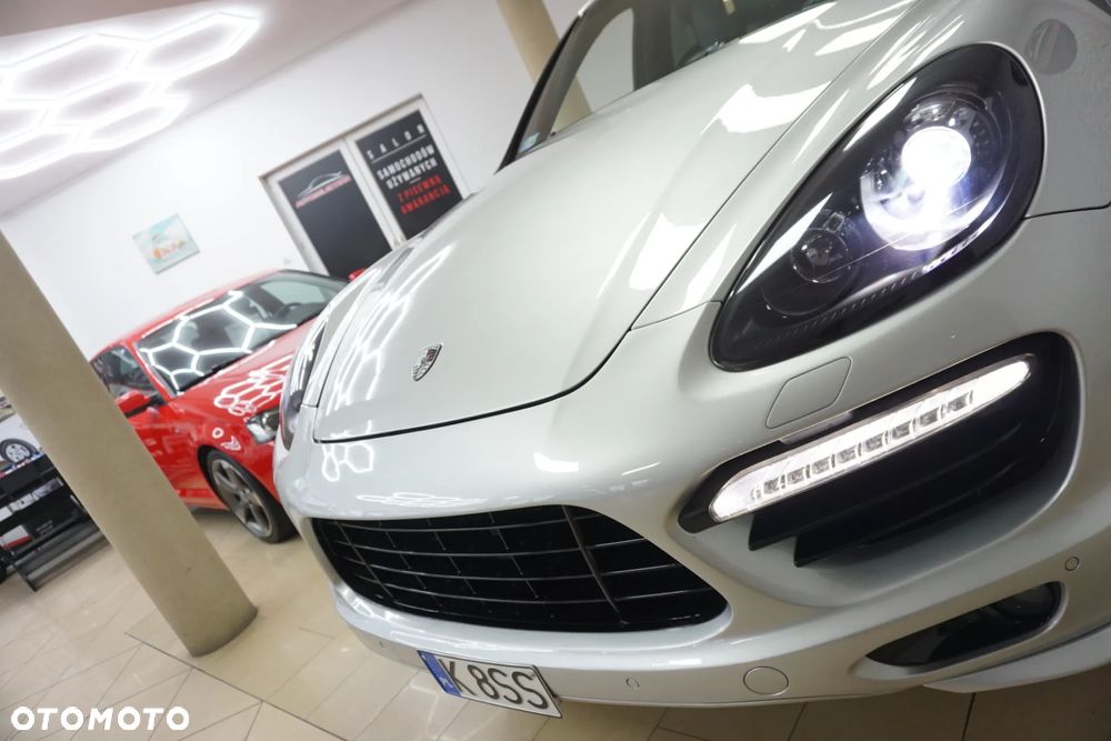 Porsche Cayenne GTS Tiptronic S - 14
