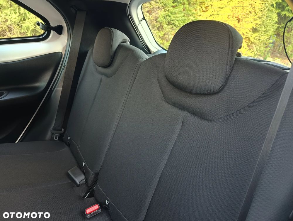 Toyota Aygo X 1.0 VVT-i Style CVT - 24