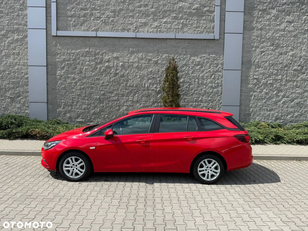 Opel Astra 1.6 CDTI Enjoy S&S - 9