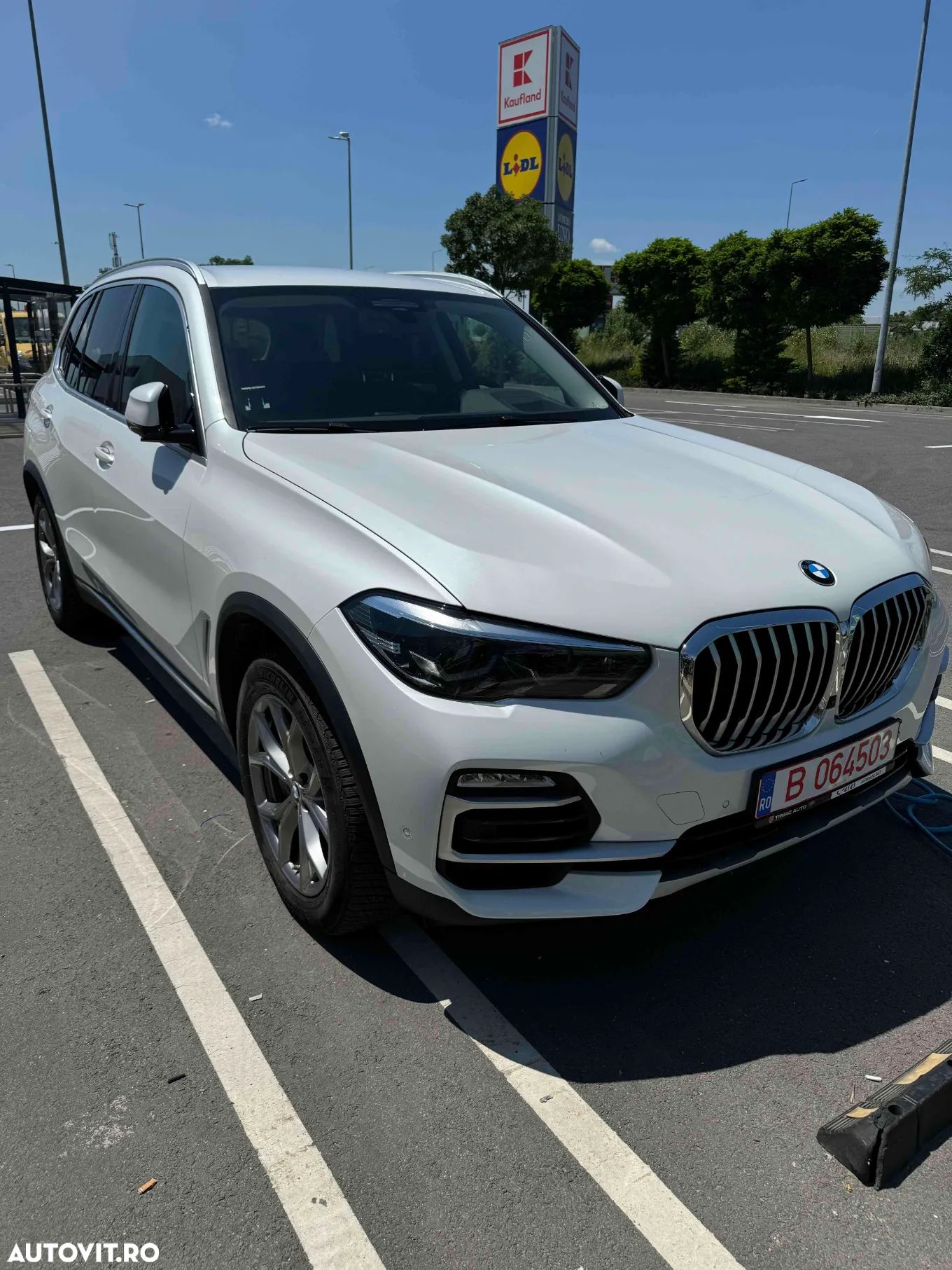 BMW X5 xDrive45e AT PHEV - 1
