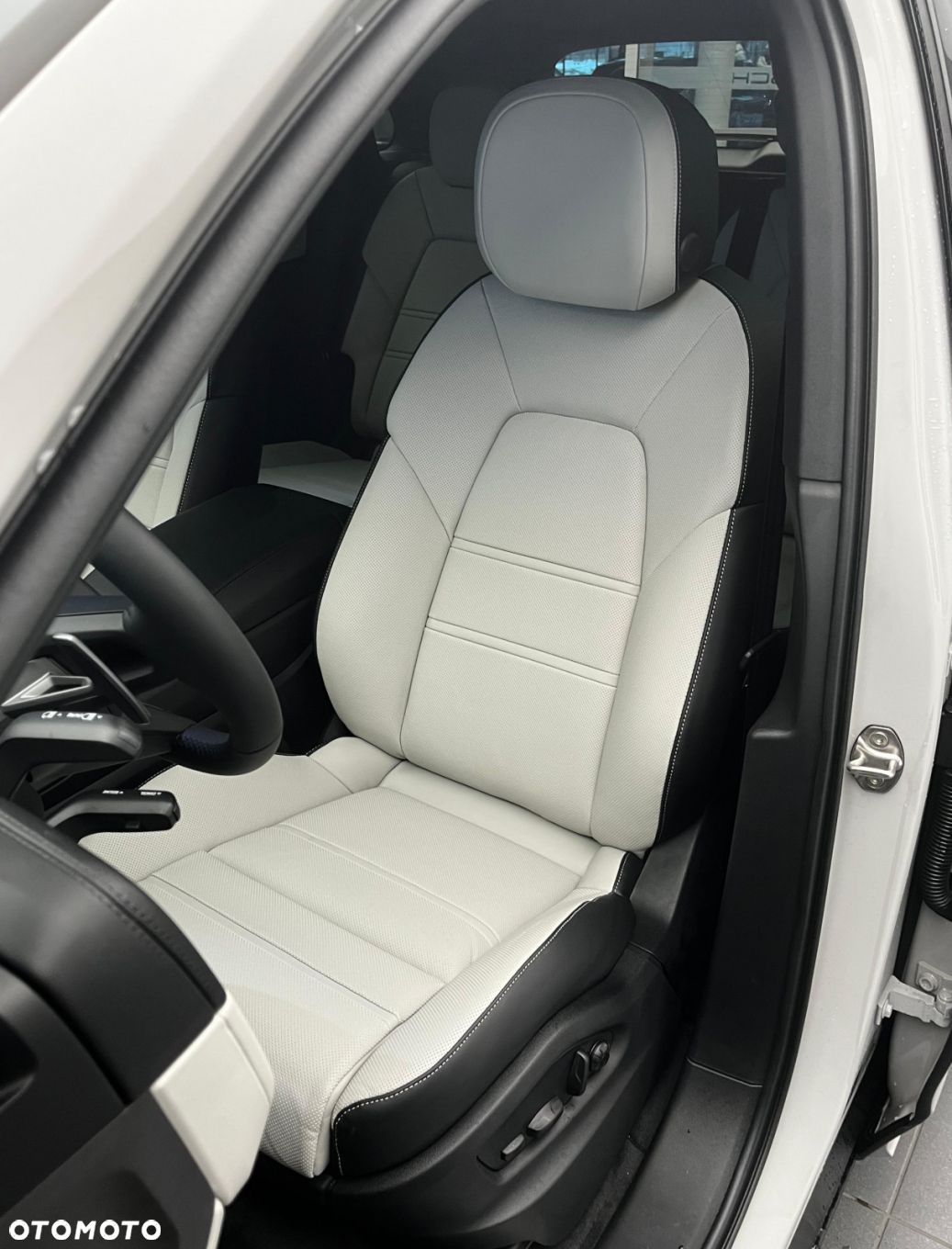 Porsche Cayenne - 10