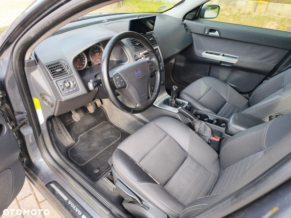 Volvo V50 1.8 Momentum - 8