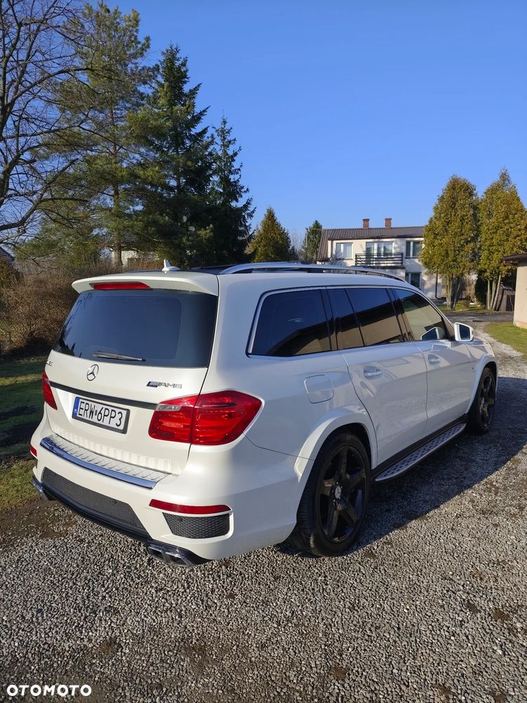 Mercedes-Benz GL - 5