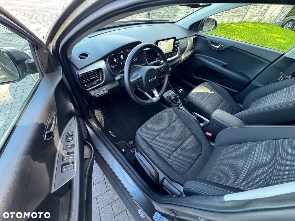 Kia Stonic - 21