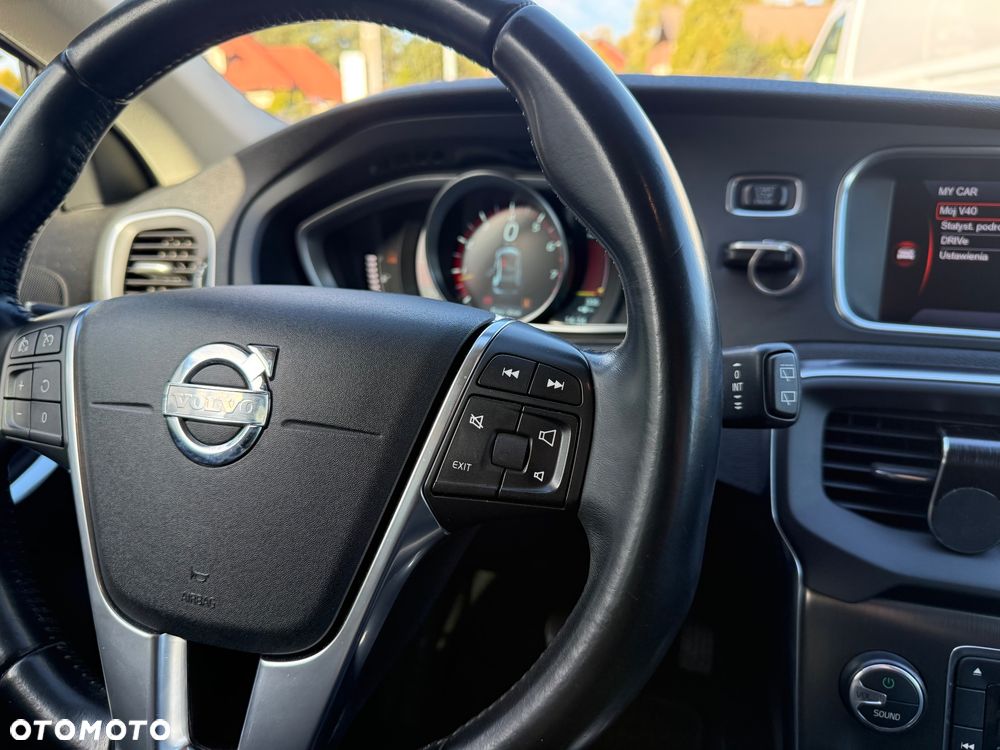 Volvo V40 - 27