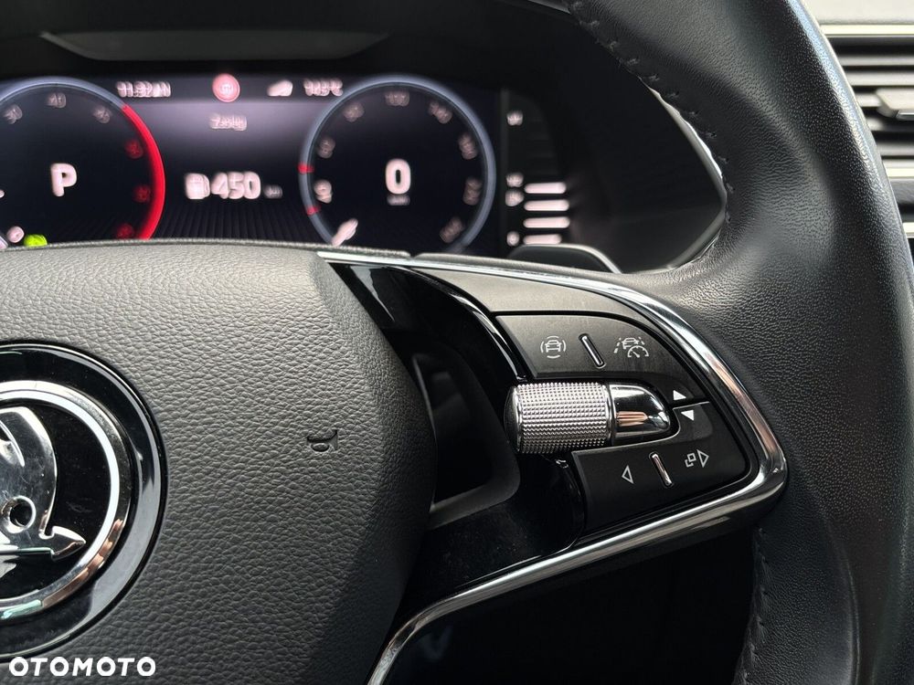 Skoda Superb 2.0 TDI SCR L&K DSG - 21