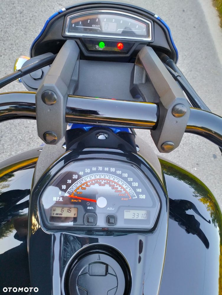Suzuki Boulevard - 7