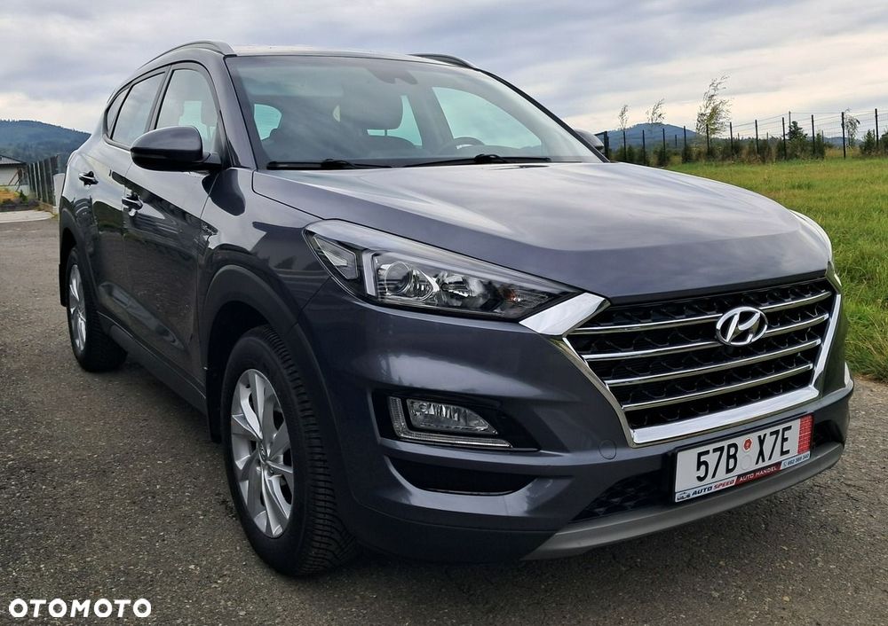 Hyundai Tucson - 2
