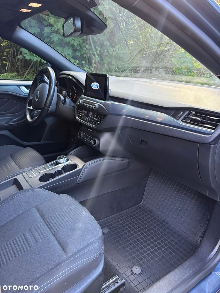 Ford Focus 1.0 EcoBoost Active - 15