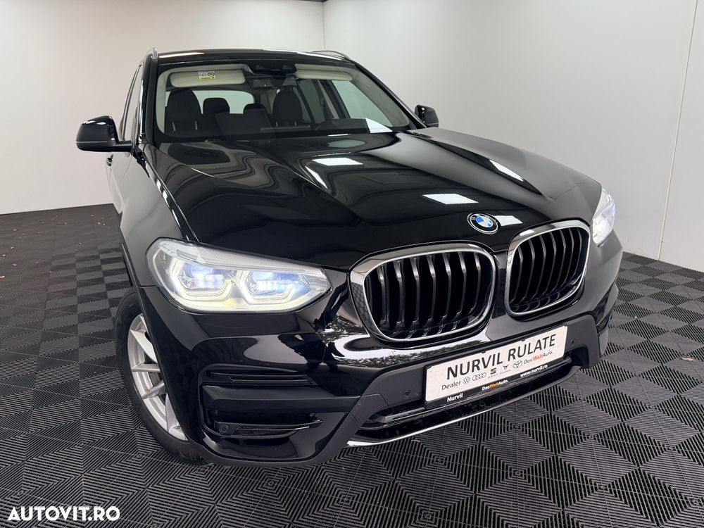 BMW X3 xDrive20i AT - 31