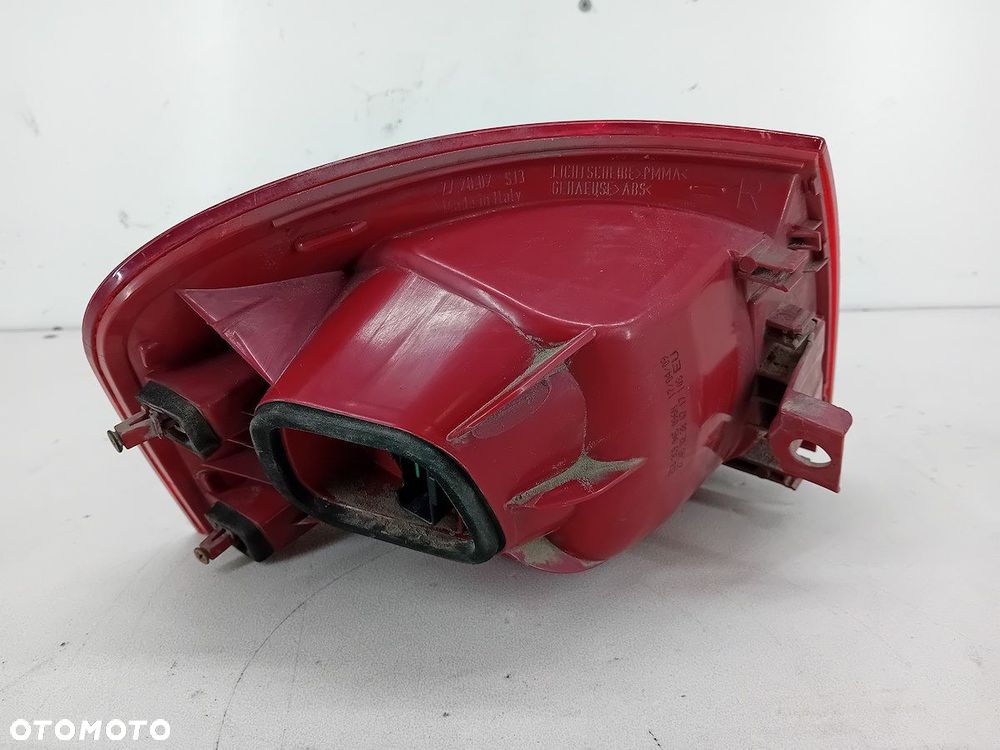 LAMPA TYLNA PRAWA VW PASSAT B6 3C9.945.096N KOMBI - 5