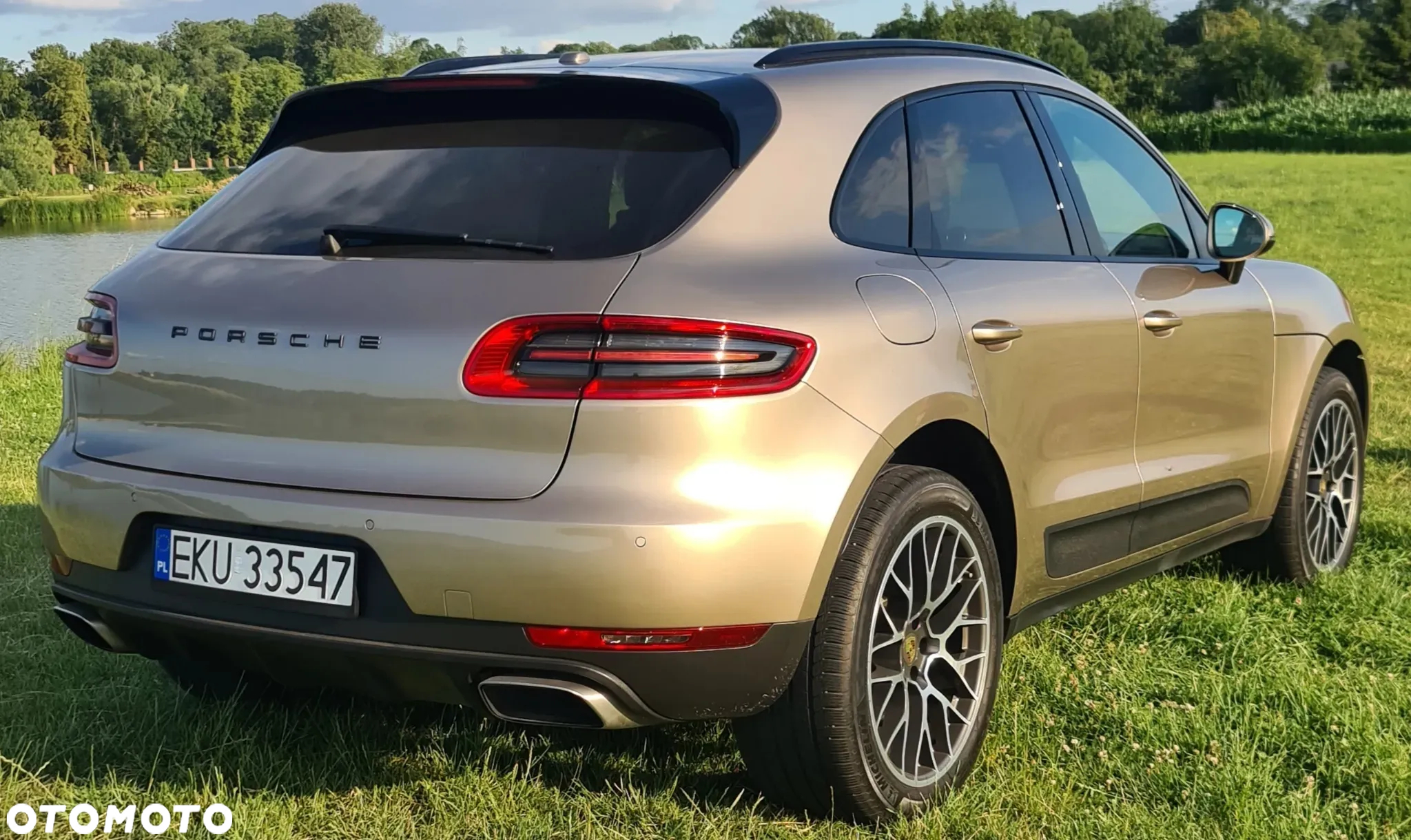 Porsche Macan - 2