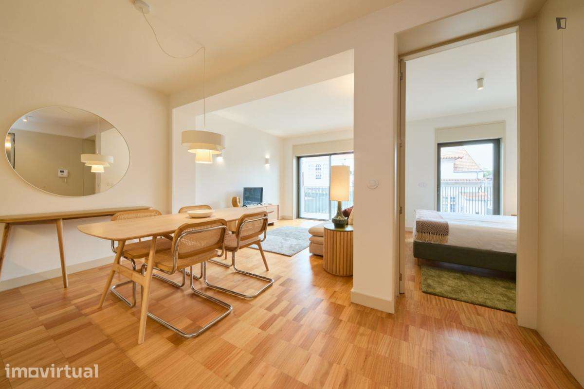 Apartamento com 1 quartos - localizado em Santo Ildefonso Porto - Grande imagem: 4/19