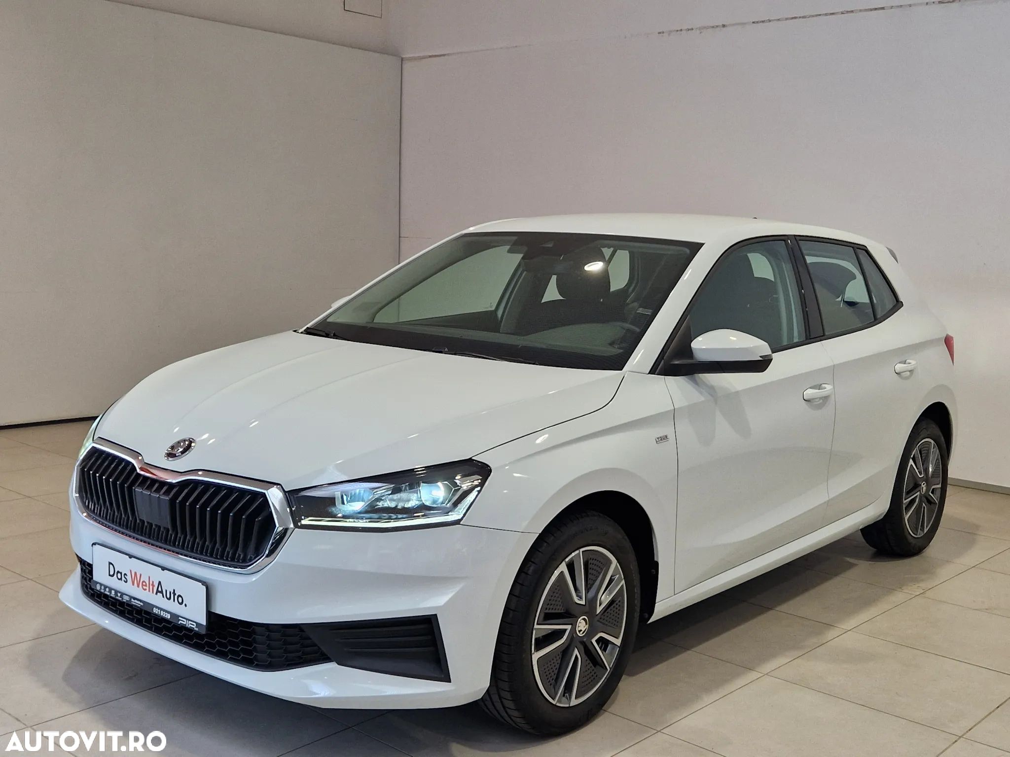 Skoda Fabia 1.0 TSI Tour - 1