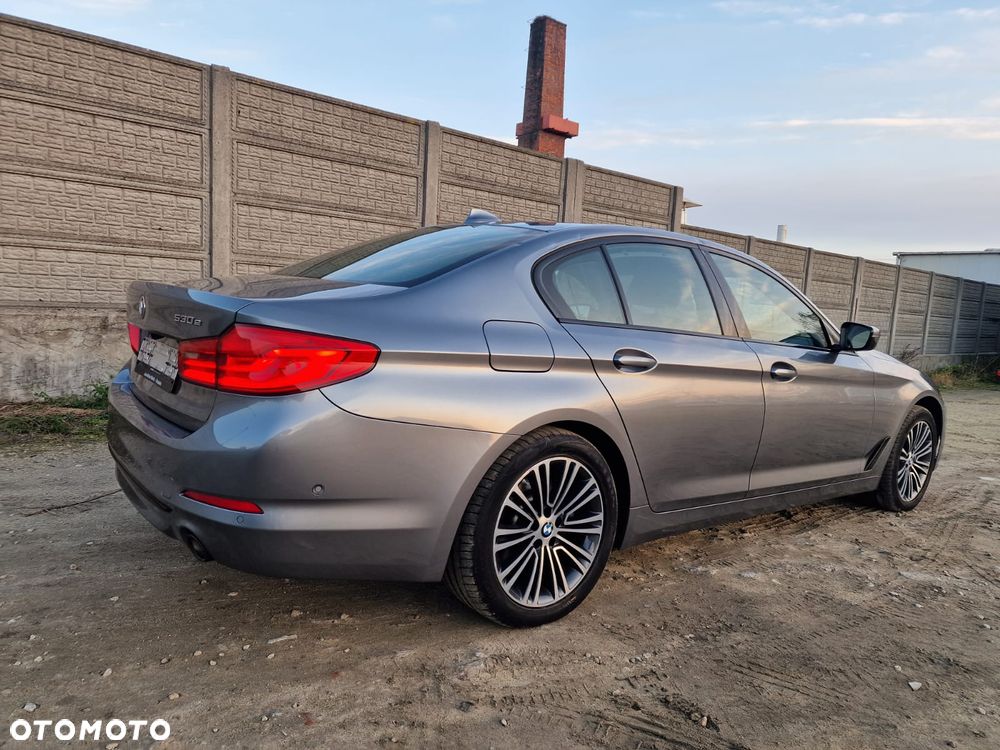 BMW Seria 5 530e iPerformance Sport Line sport - 5