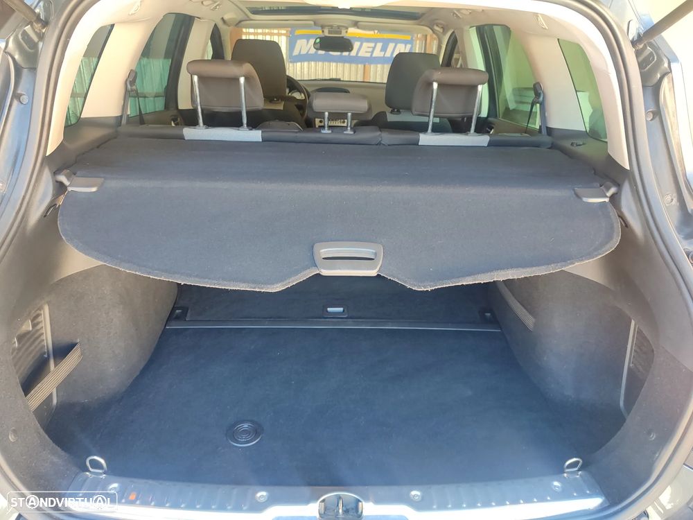 Peugeot 308 SW 1.6 e-HDi Sportium CVM6 115g - 13