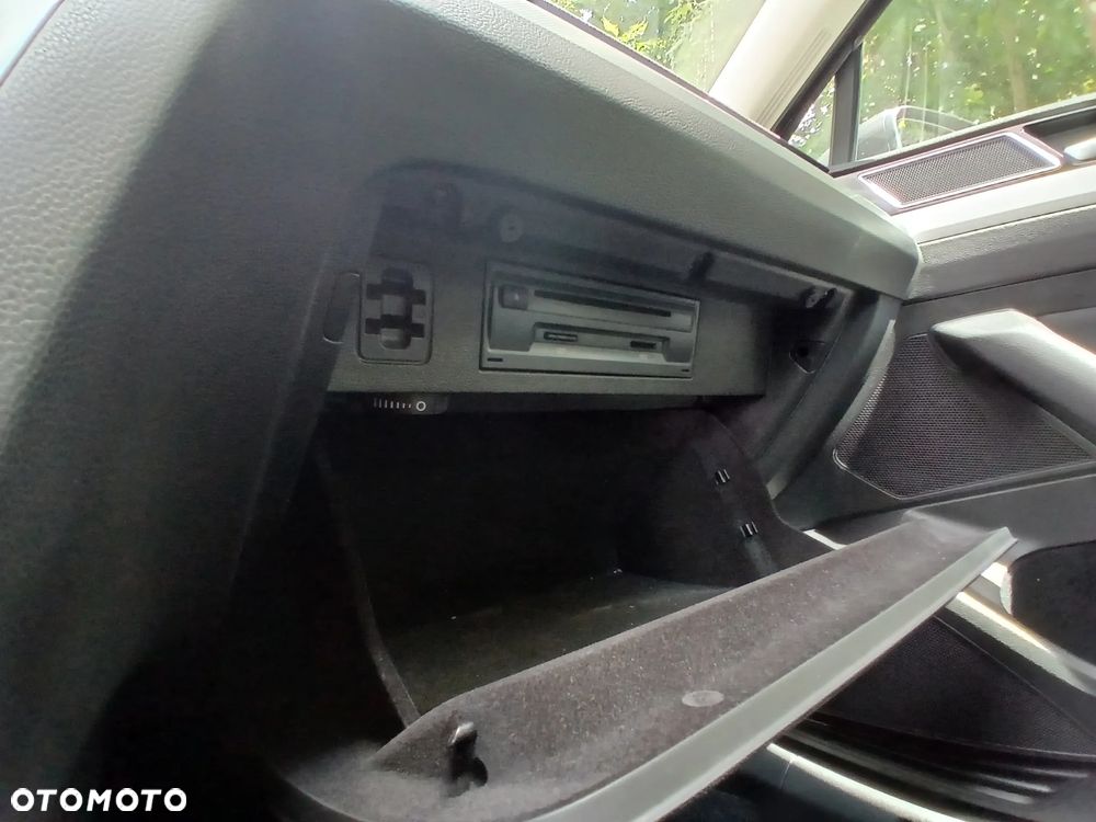 Volkswagen Passat 1.8 TSI BMT Comfortline DSG - 29