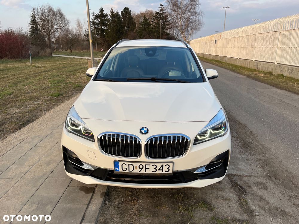 BMW Seria 2 220d xDrive Sport-Aut Luxury Line - 11