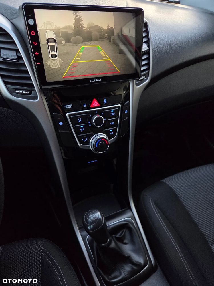 Hyundai i30 1.4 Comfort - 21