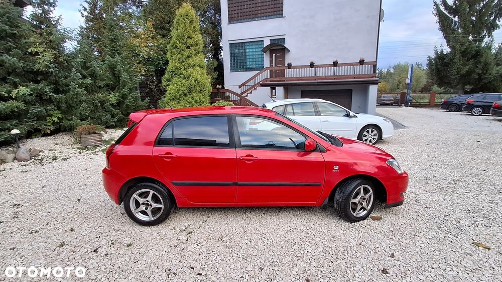 Toyota Corolla - 2