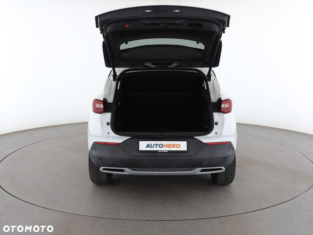 Opel Grandland X 1.2 T Elite S&S - 20