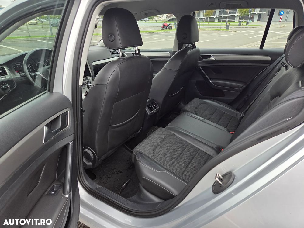 Volkswagen Golf 2.0 BlueTDI DSG Highline - 5