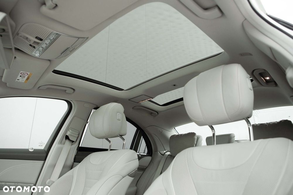Mercedes-Benz Klasa S 500 4-Matic 7G-TRONIC - 29