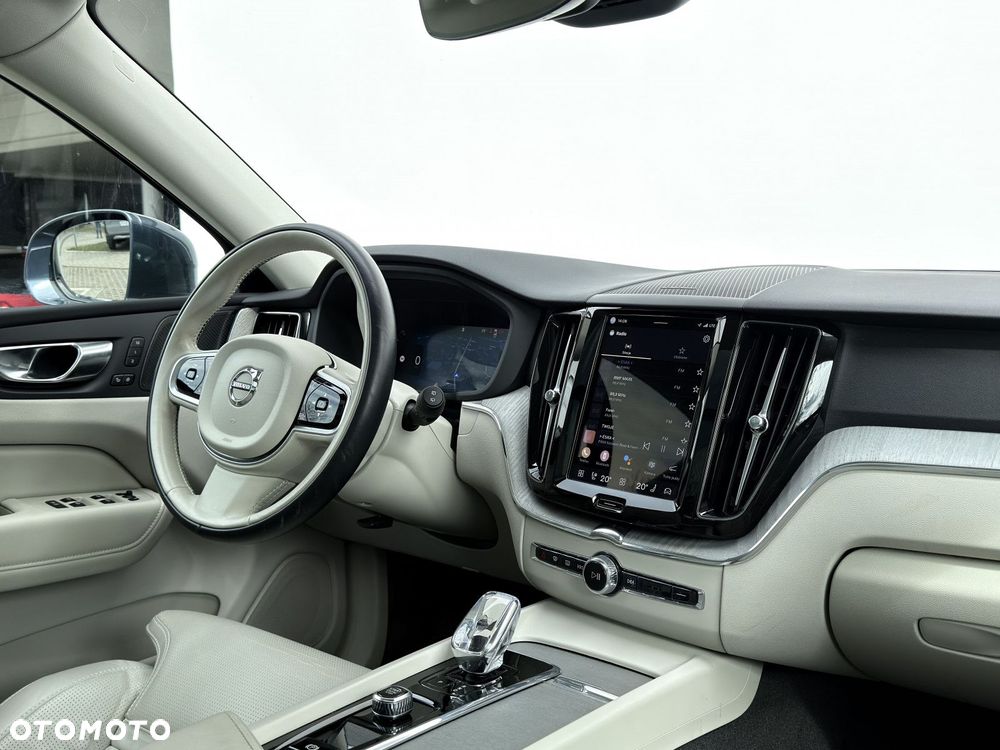 Volvo XC 60 - 18