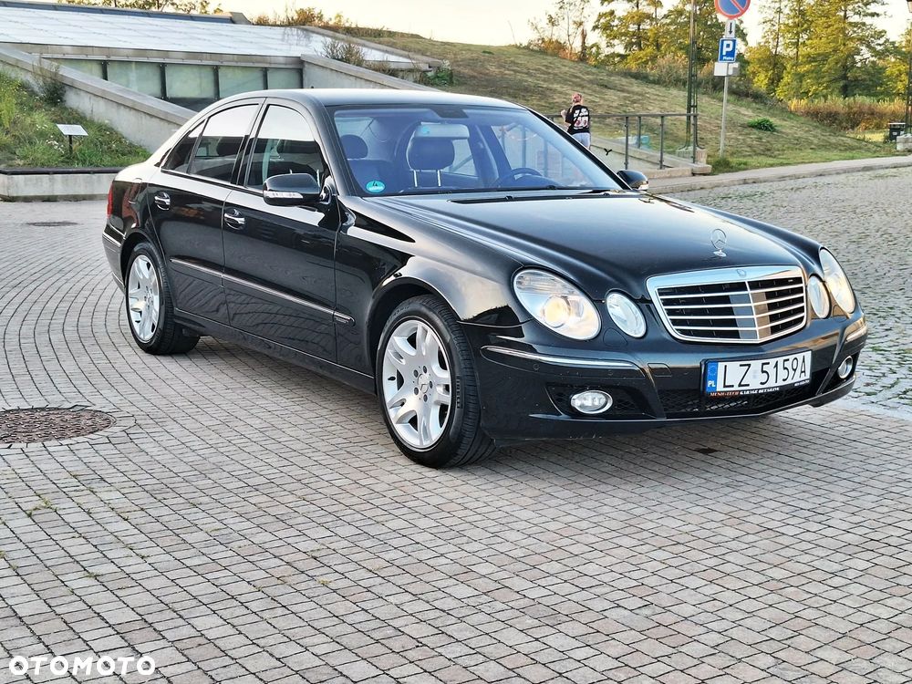 Mercedes-Benz Klasa E 500 Elegance - 29