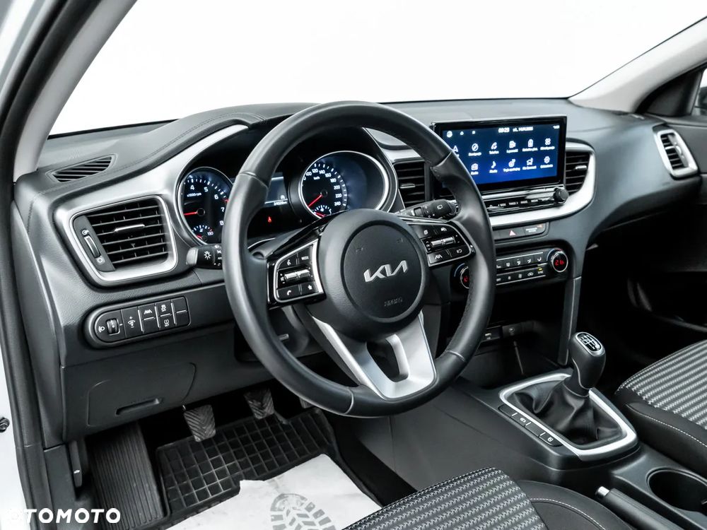 Kia Ceed 1.5 T-GDI M - 20