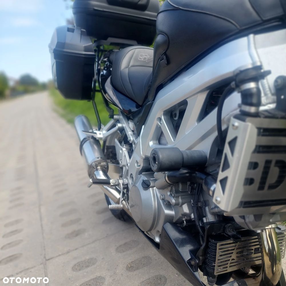Suzuki SV - 10