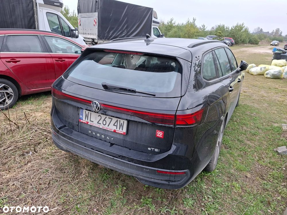 Volkswagen Passat - 5