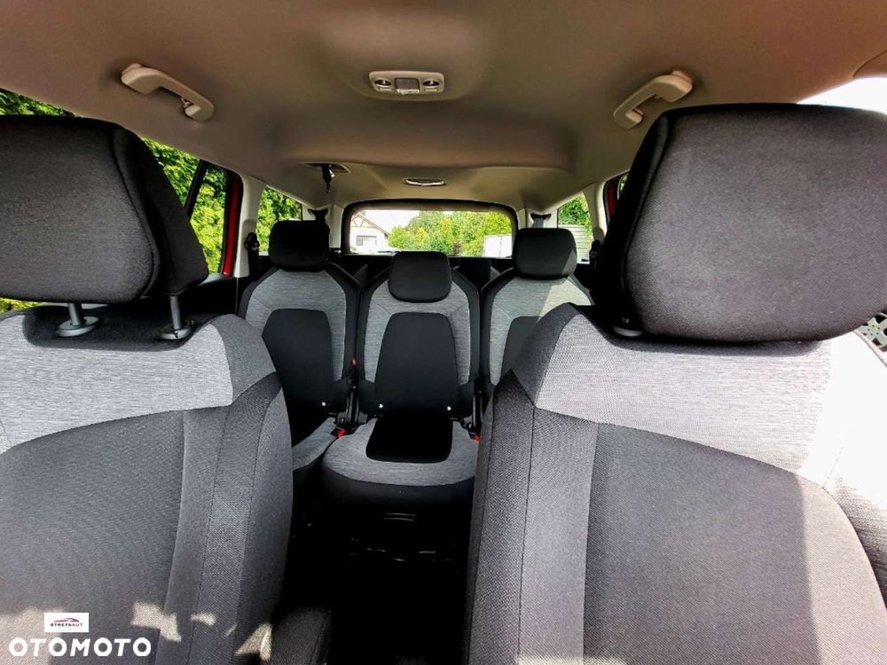 Citroën C4 Grand Picasso - 23