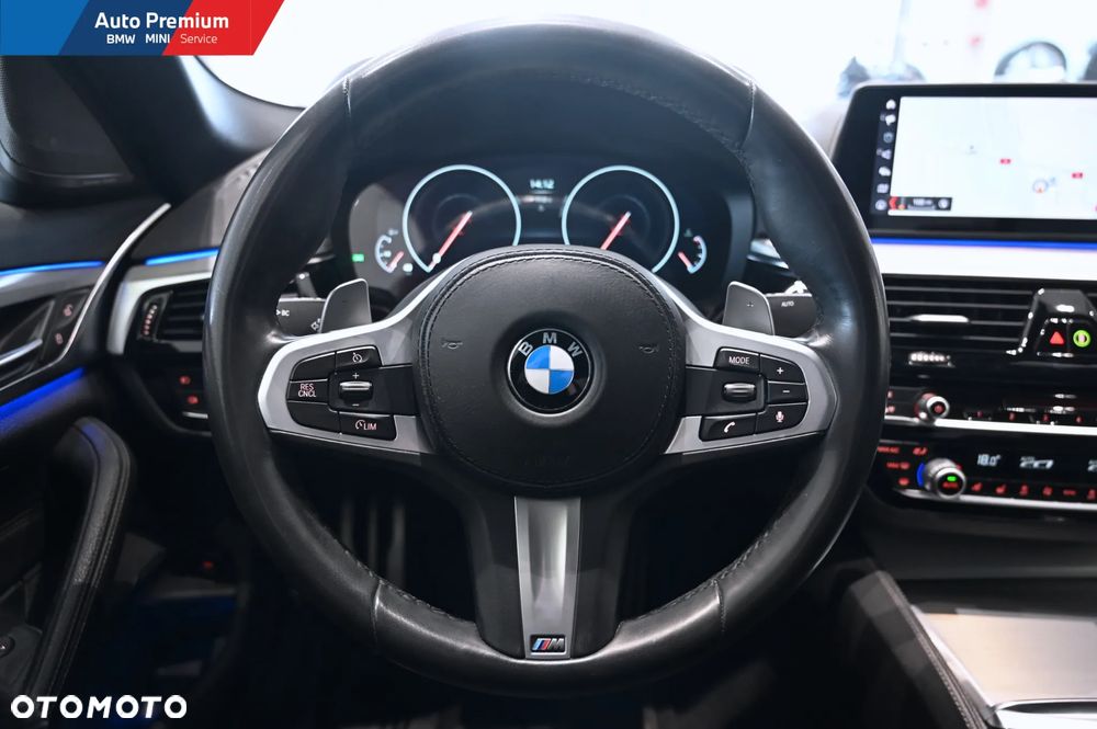 BMW Seria 5 540i xDrive - 9