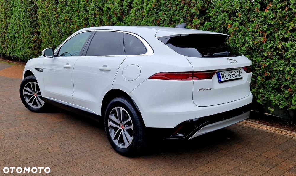 Jaguar F-Pace - 7