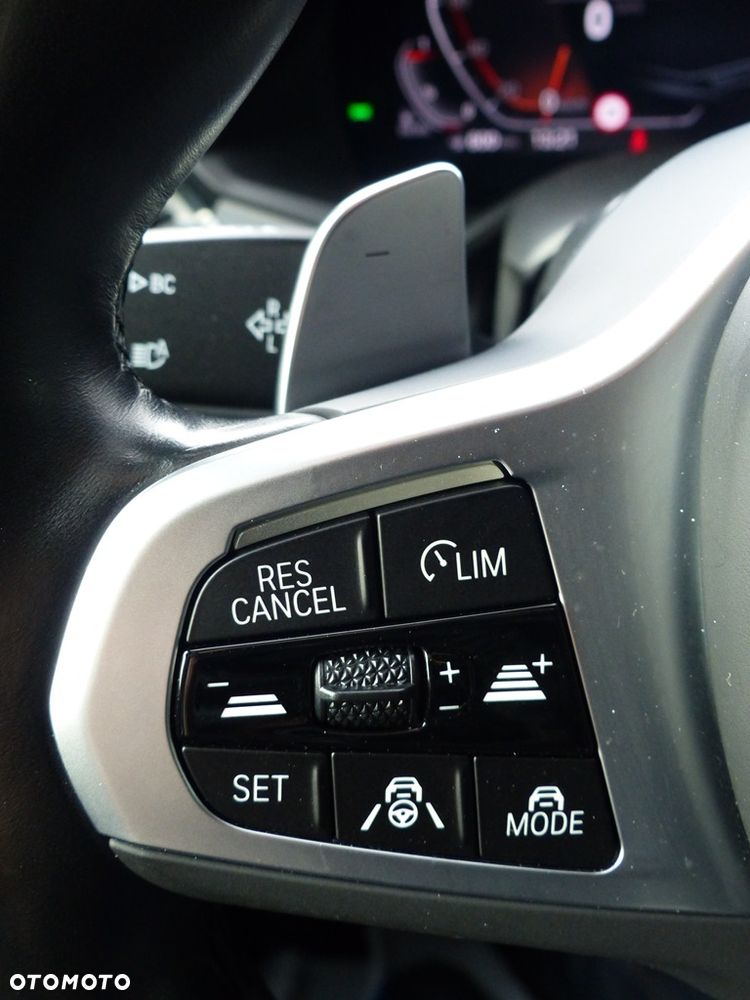 BMW X5 xDrive25d sport - 36