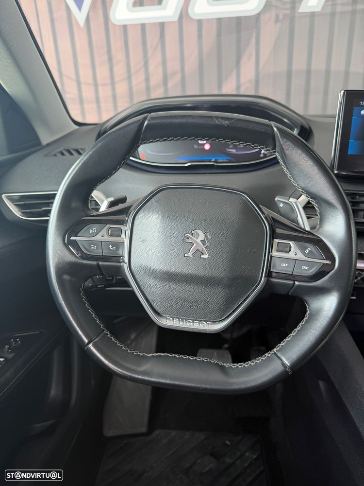 Peugeot 3008 1.2 PureTech Allure Pack EAT8 - 21