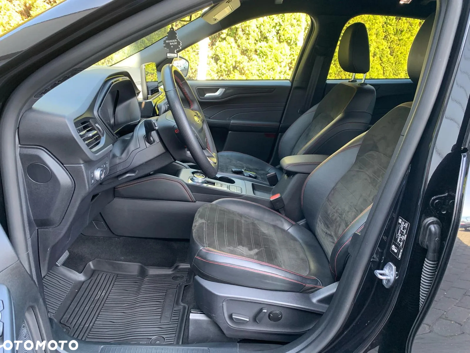 Ford Kuga 2.5P PHEV FWD ST-Line - 12