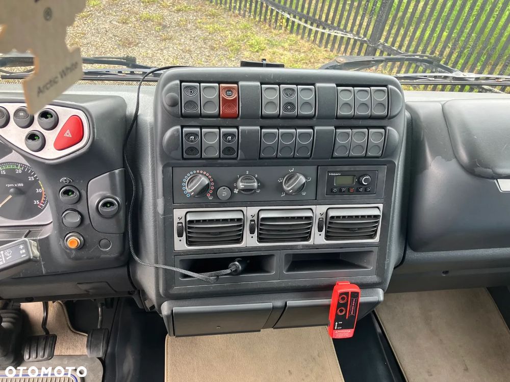 Iveco EUROCARGO ML 120E24 5,8 176KW EURO3 - 8
