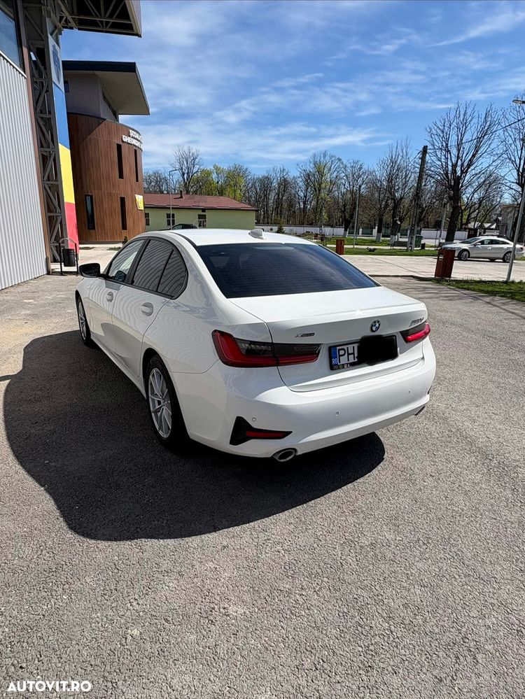 BMW Seria 3 320d xDrive AT - 7