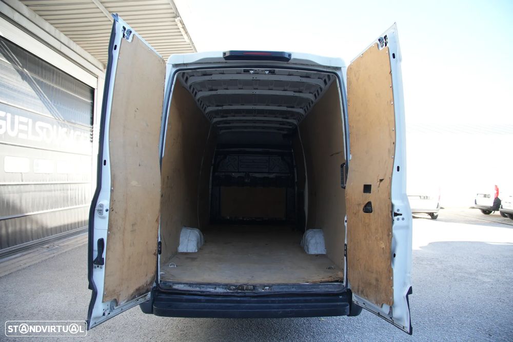 Iveco Daily Maxi Longa 35-160 2.3td 130cv - 6