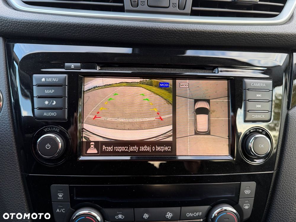 Nissan Qashqai 1.3 DIG-T N-Connecta - 33