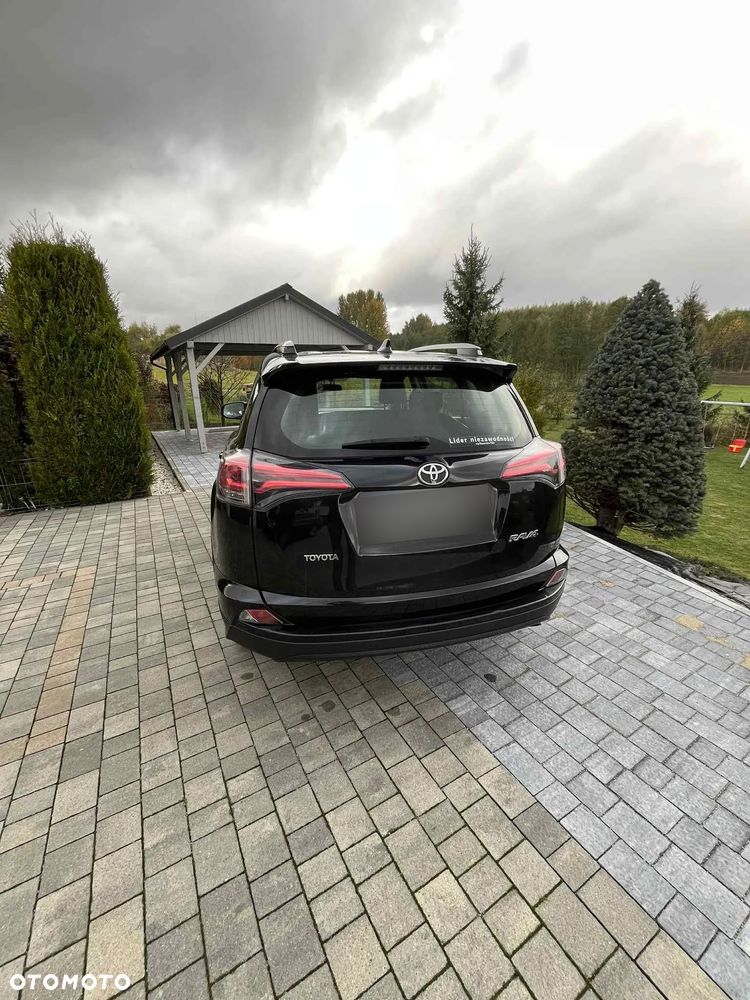 Toyota RAV4 2.0 D-4D Active 4x2 - 14