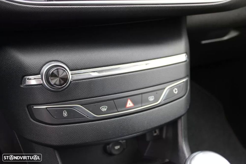 Peugeot 308 SW 1.5 BlueHDi Active - 19