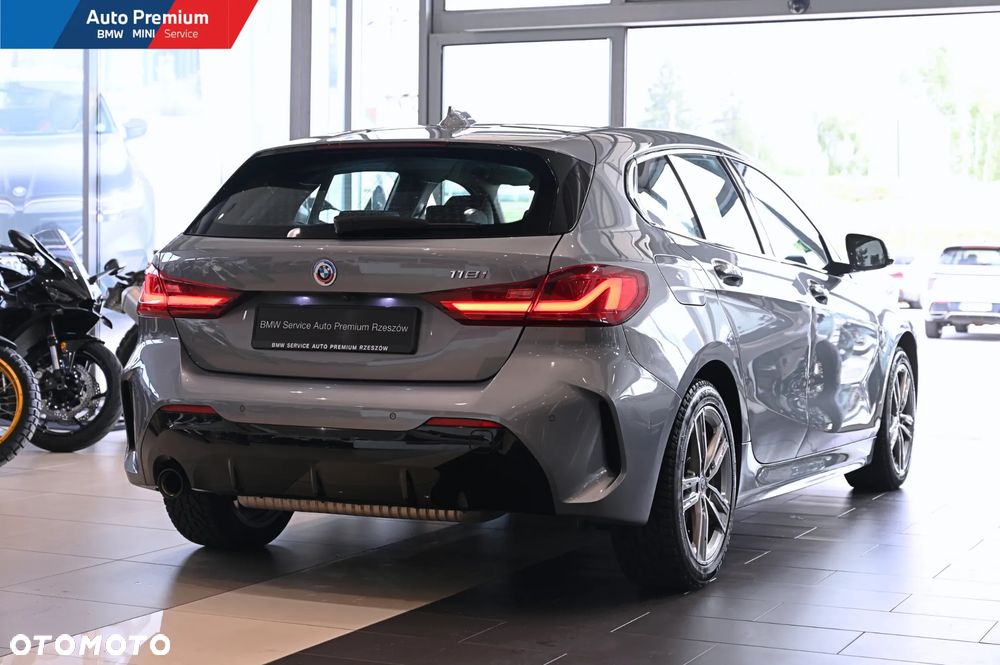 BMW Seria 1 118i - 18