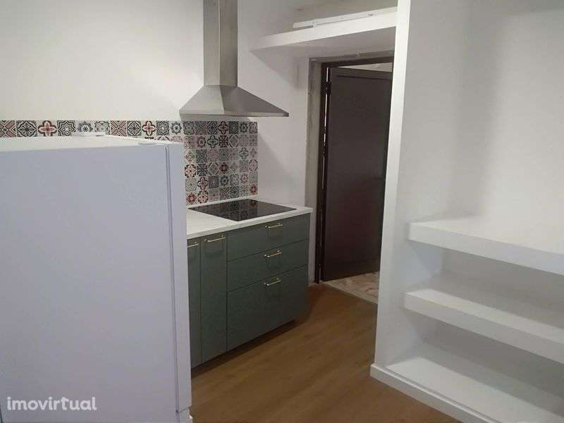 T0 Mobilado para Arrendamento – Sobrado (Valongo) - Grande imagem: 2/8