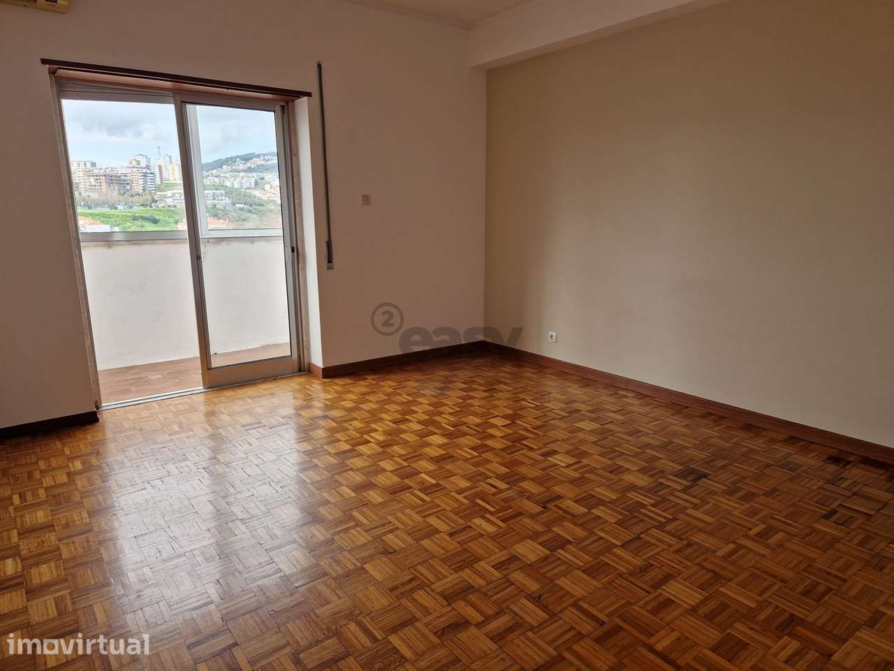 Apartamento T3 em Odivelas com lugar de parqueamento e arrecadação - Grande imagem: 5/16