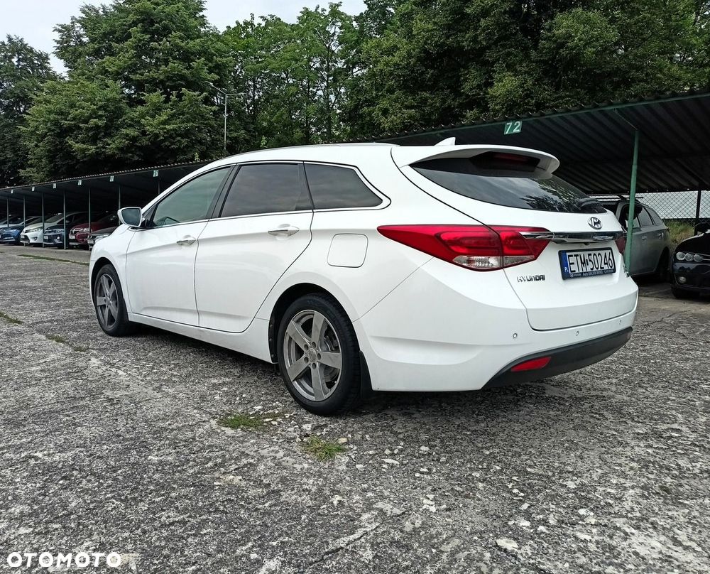 Hyundai i40 Kombi blue 1.6 CRDi Space - 17