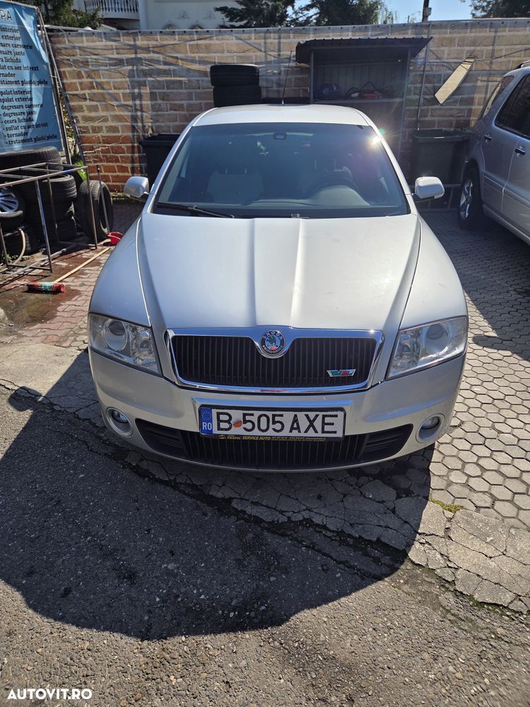 Skoda Octavia 2.0 TFSI RS - 2